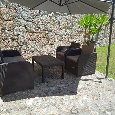Casa De Quelhas Holiday home *